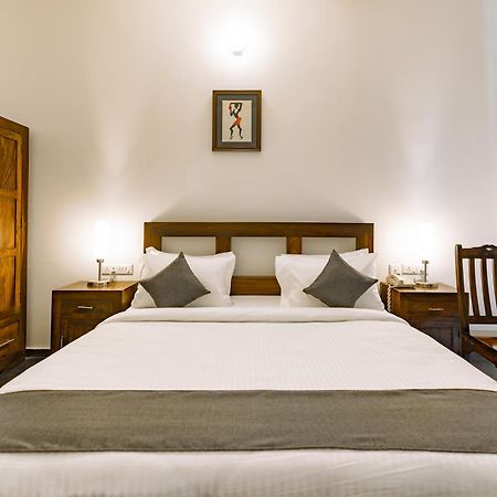 Hotel Narendra Central Muvattupuzha Exteriör bild