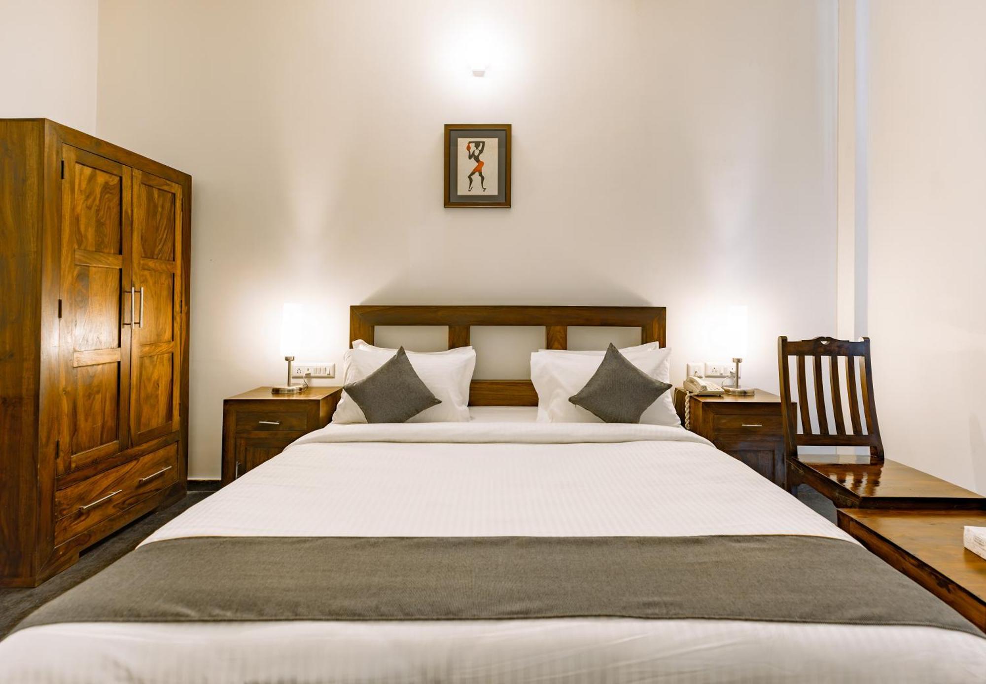 Hotel Narendra Central Muvattupuzha Exteriör bild